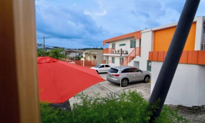 Mayaguez Pueblo Appartement | 1.4 Bohemian Hipster Living with Generator