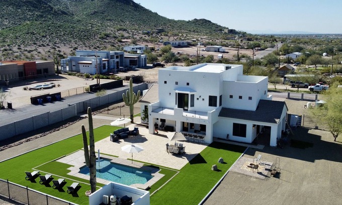 Apache Junction Maison | Stunning AZ 1+ Acre Estate w/ Breathtaking Mtn View