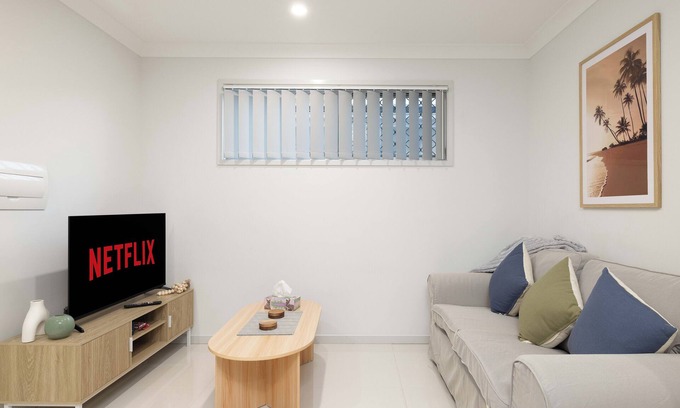 Rocklea Appartement | 1 Bdr Apt! Aircon! Undercover Parking! 414AF1