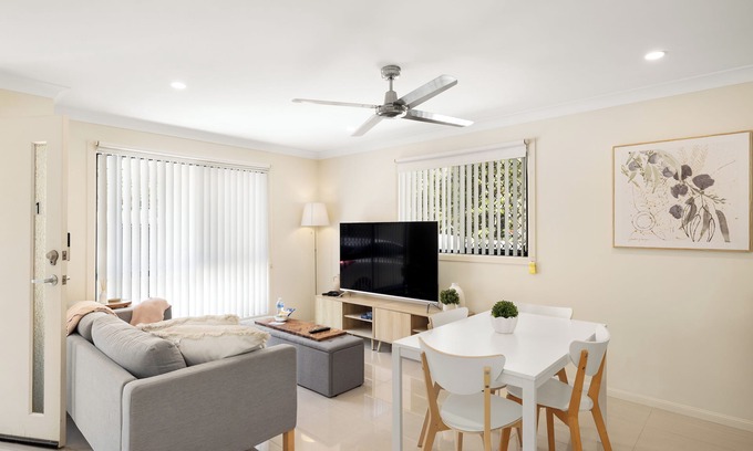 Sunnybank Appartement | 1 Bdr Apt! Train! 2 Parking! Local Shops! 1144D1