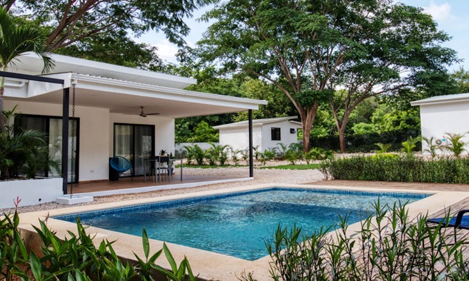 Canafistula Station Balnéaire | 1 BDR-SLEEPS UP TO 4 - POOL VIEW -10 MIN FROM TAMARINDO BEACH! GATED COMMUNITY
