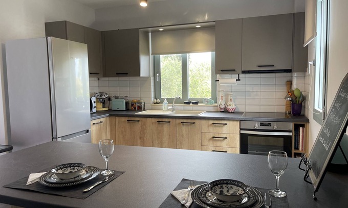 Kaligata Maison | Vivas Apartment