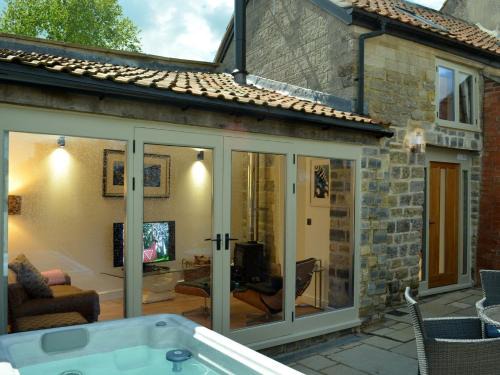 Curry Rivel Maison | 1 Bed in Curry Rivel 41489