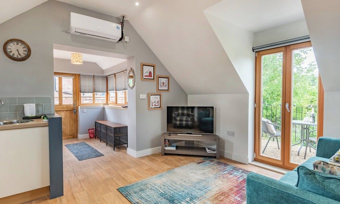 Castle Bytham Cottage | A lovely base for a relaxing break close to Stamford.