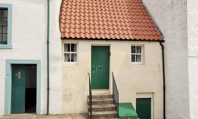 Kinghorn Cottage | When I first walked in, I felt a warm embrace.