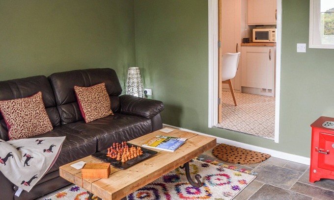 Beccles Cottage | 1 bedroom accommodation in Beccles