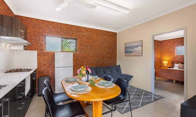 Robertson Maison | 1 Bedroom Comfy Unit Sleep 3 close to mall and bus