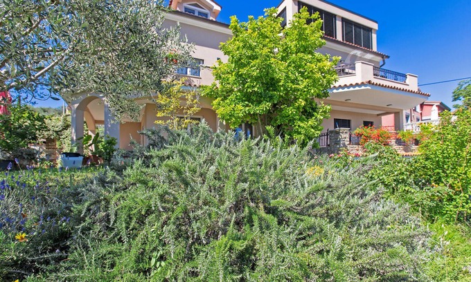 Piran Appartement | 1 bedroom gorgeous apartment in Secovlje