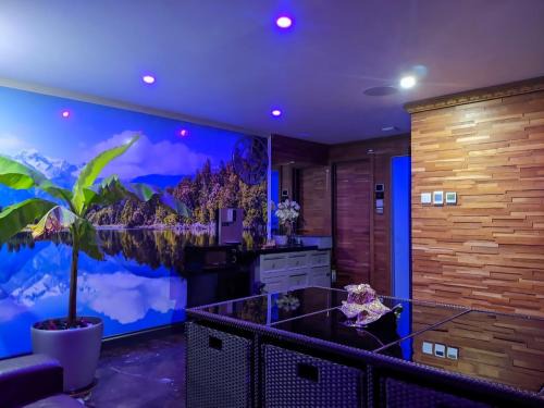 Swanley Maison | 1 Bedroom Guest House with Sauna and Steam Room