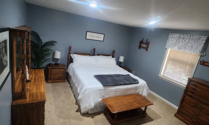Melbourne Maison | 1-bedroom house with coutry side appeal, 10 min from town with AC/heat, WiFi