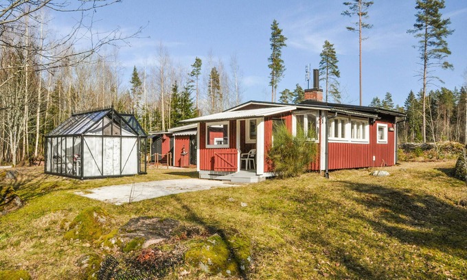 Kristinehamn Maison | Superbe maison à Kristinehamn avec WiFi