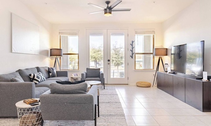 Mueller Maison | 2-bedroom Mueller Gem townhome in Austin