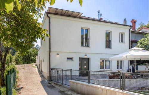 Sarsoni Maison | 1 Bedroom Nice Home In Lukezi