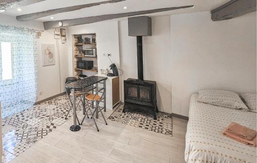 Thenay Maison | 1 Bedroom Nice Home In Thenay