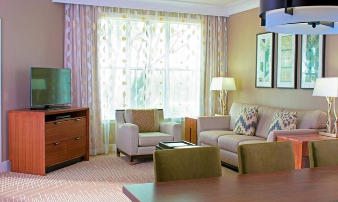 Desert Ridge Station Balnéaire | 1-Bedroom Suite located at Canyon Villas near JW Marriott dining and golf