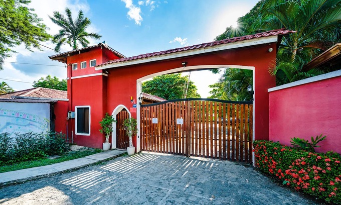 Potrero Copropriété | 1-Bedroom Unit with Pool Near Beach