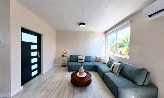 Punta Las Marias Appartement | 1 block from the beach- 3 bedroom apt #1