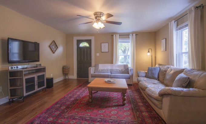 Queensbury Appartement | 1-BR Gem Near Downtown & Nature Escapes
