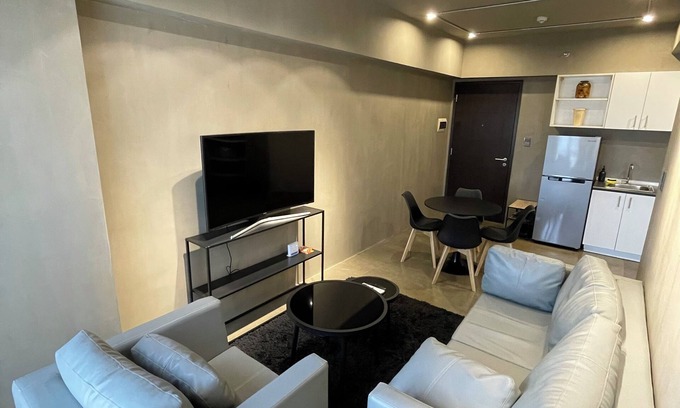 Cagayan de Oro Appartement | 1 BR LUXURY CONDO. 1 MINUTE WALK TO AYALA CENTRIO! HEART OF THE CITY