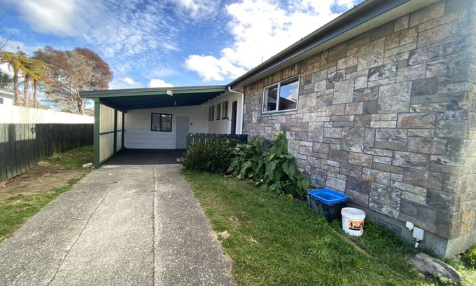 Kawaha Point Maison | 1 Double Beds Studio, 95 Aquirus Drive, Rotorua