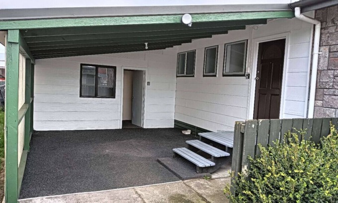 Kawaha Point Chalet De Ski | 1 Double Beds Studio 95 Aquirus Drive