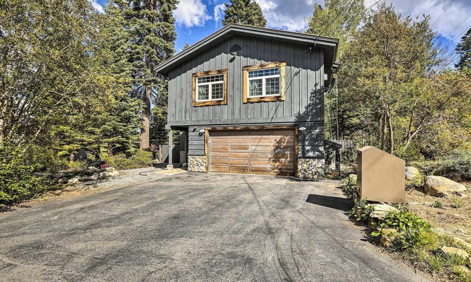 Comstock Acres Maison | 1 Mi to Commons Beach: Tahoe City Getaway!