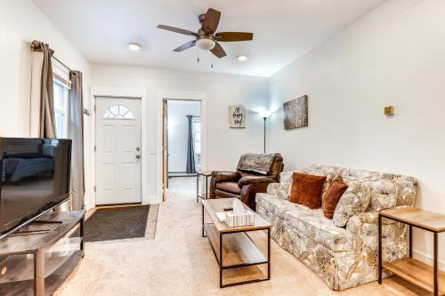 Corning Appartement | 1 Mi to Dtwn Pet-Friendly Corning Retreat