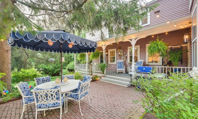 Salem Appartement | < 1 Mi to Dtwn Salem: Apt w/ Shared Patio & Yard!
