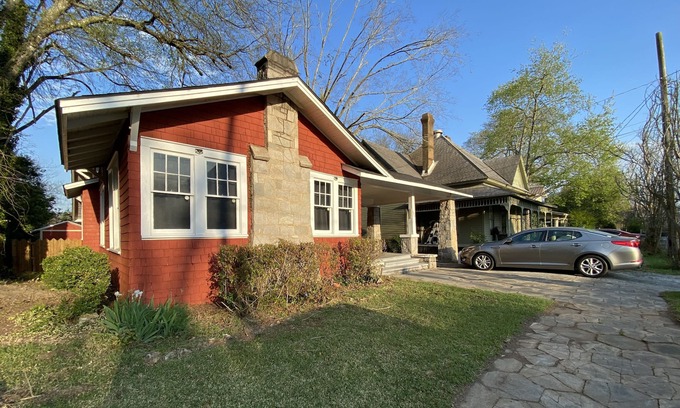 Americus Maison | 1 mile from downtown Americus and GSW!