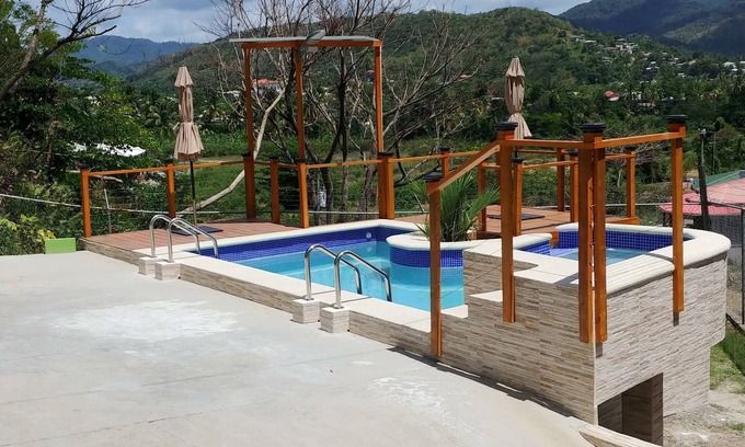 Marigot Bay Appartement | 1 Modern A/C apartment with pool. Walking distance from beach, shop & restaurant