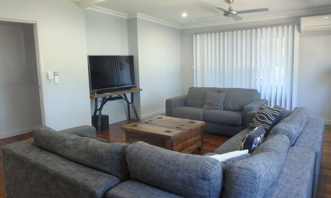 Evans Head Maison | PAR1 - BEACH HOUSE SUR PARK AVEC VUE SUR LA RIVIERE