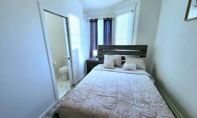West Colfax Maison | Private Room / Fast internet