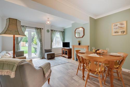 Theberton Maison | 1 Pump Cottages