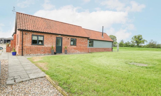 Hainford Maison | 1 Stud Cottage