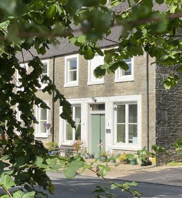 Kilmartin Appartement | 1 The Cairn Kilmartin - Beautiful Victorian Flat, Pet Friendly