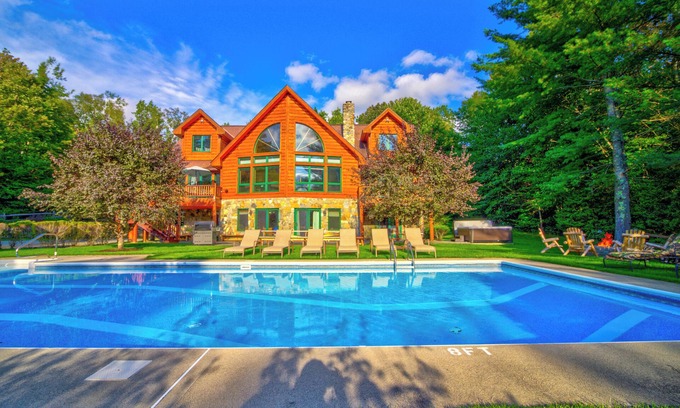 Wilmington Maison | Most Luxurious 7000 Sq. ft. Log Estate — Pool, Hot Tub, Privacy & Lake Access!