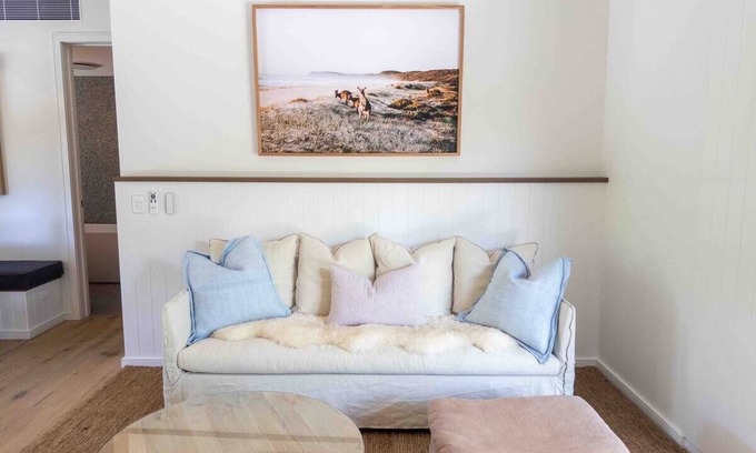 Suffolk Park Maison | #10 *BRAND NEW* Luxury Cabin Steps from Tallows Beach