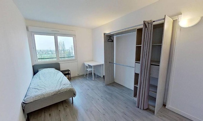 Saint-Etienne-du-Rouvray Station Balnéaire | 103 m² Chambre privée ∙ 1 chambre ∙ 1 personne