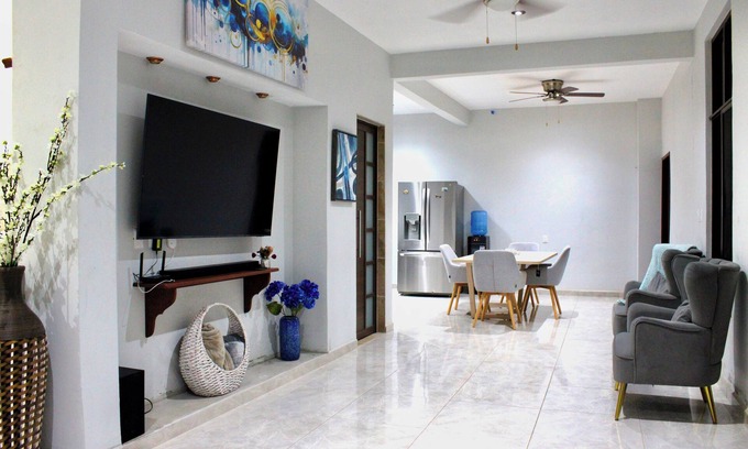 Arroyo Seco Maison | 10 min from beach, Modern house in marvelous Puerto Escondido with AC/WiFi