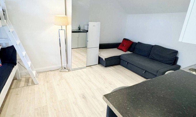 Earlsfield Appartement | 10 min train to central London C
