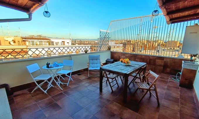 Quartiere XVII Trieste Appartement | [10 minutes from city center] Luxury Penthouse with Terrace and Panoramic View