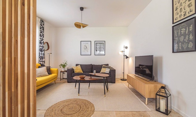 Athis Maison | A 10 minutes de la Prestigieuse Av de Champagne à EPERNAY, Maison à la Campagne.