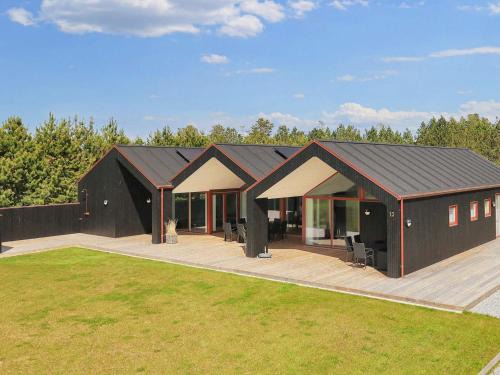 Bratten Strand Maison | 10 person holiday home in Jerup-By Traum