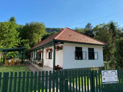 Ohuta Appartement | 100 Éves Vendégház - Háromhuta