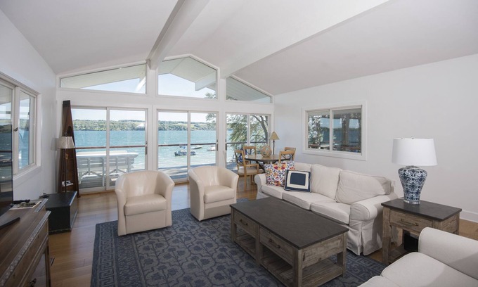 Skaneateles Maison | Belle maison avec 100 'Niveau Lakefront Plage