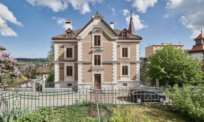 La Chaux-de-Fonds Appartement | 100 m² Appartement ∙ 3 chambres ∙ 6 personnes