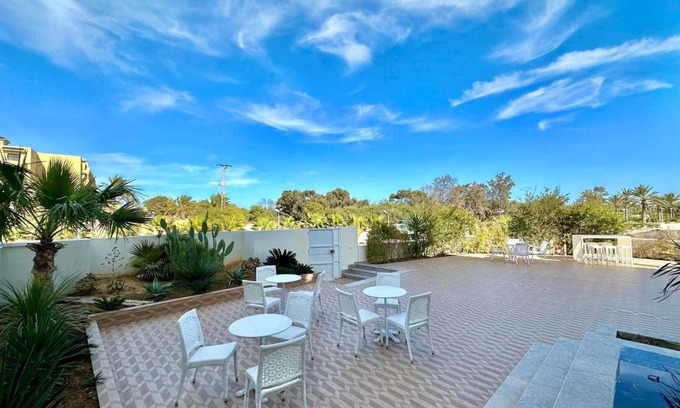 Gammarth Appartement | 100 m² Appartement ∙ 1 chambre ∙ 4 personnes