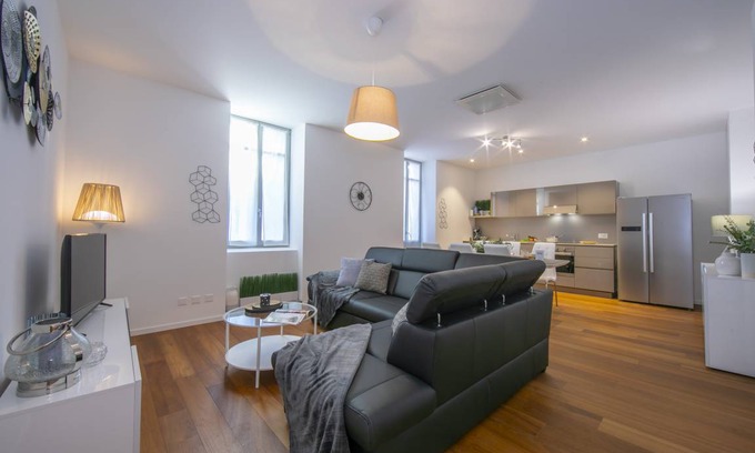 Lugano City-Centre Appartement | 100 m² Appartement ∙ 2 chambres ∙ 4 personnes