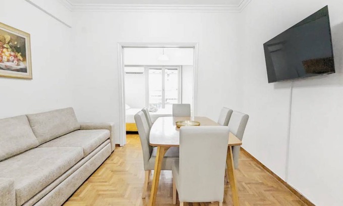 Platia Viktorias Appartement | 100 m² Appartement ∙ 3 chambres ∙ 10 personnes