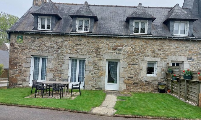 Camors Maison | 100 m² Gîte ∙ 4 chambres ∙ 5 personnes